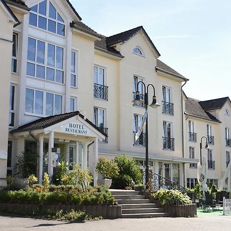 Landhotel Gillenfelder Hof Екстер'єр фото