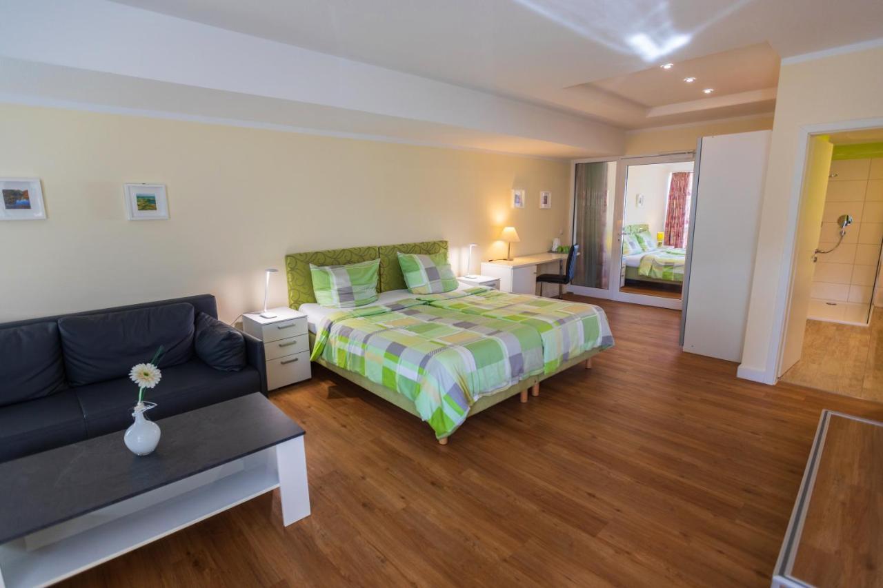 Landhotel Gillenfelder Hof Екстер'єр фото
