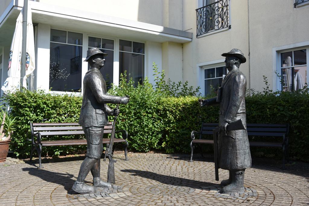 Landhotel Gillenfelder Hof Екстер'єр фото